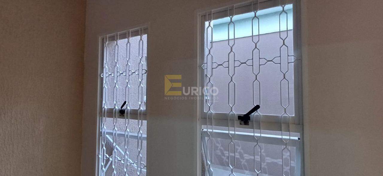 Casa à venda no JARDIM SANTA HELENA em Valinhos/SP: 