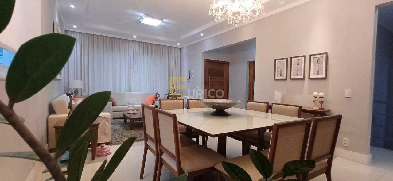 Casa à venda no PARQUE TERRANOVA em Valinhos/SP: 