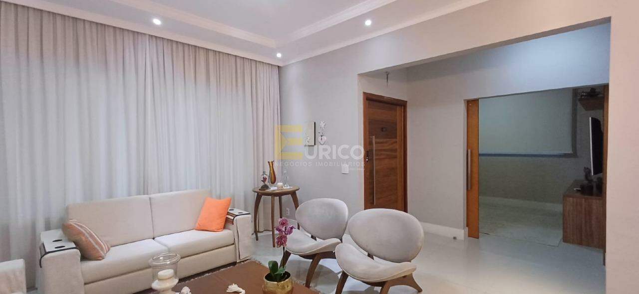 Casa à venda no PARQUE TERRANOVA em Valinhos/SP: 