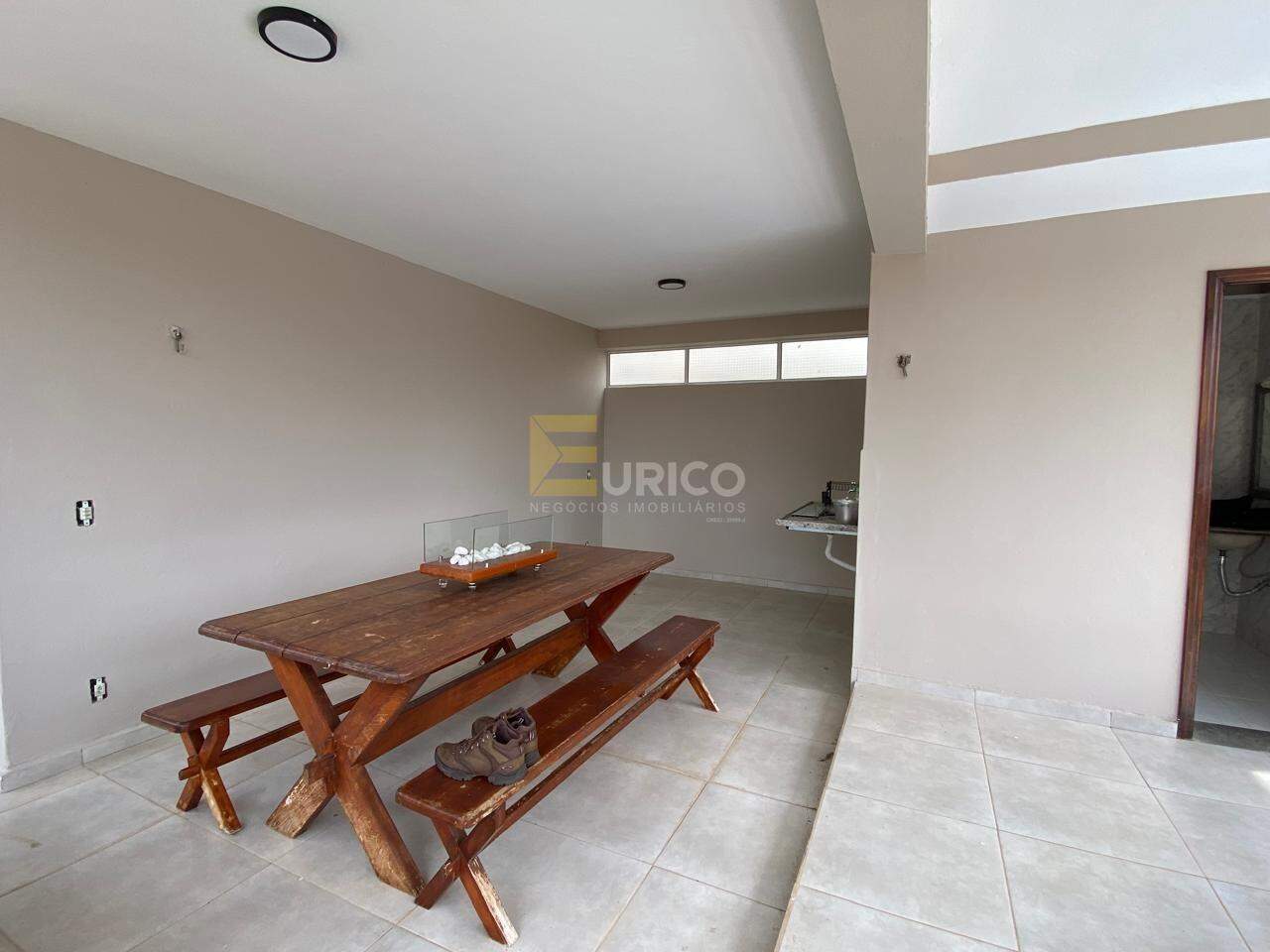 Casa em condomínio para aluguel no Condomínio Vista Alegre - Sede em Vinhedo/SP: 
