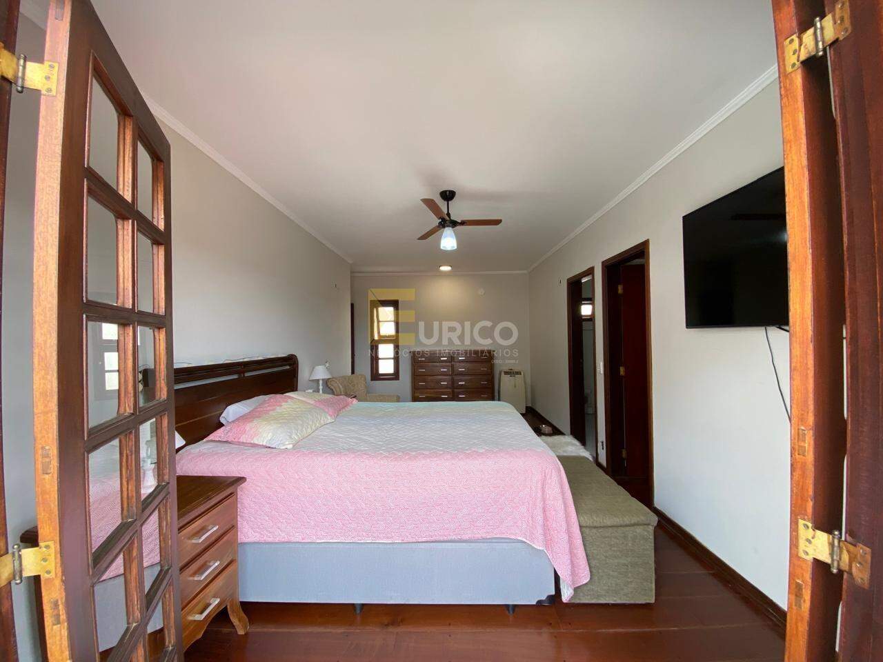 Casa em condomínio para aluguel no Condomínio Vista Alegre - Sede em Vinhedo/SP: SUÍTE MASTER