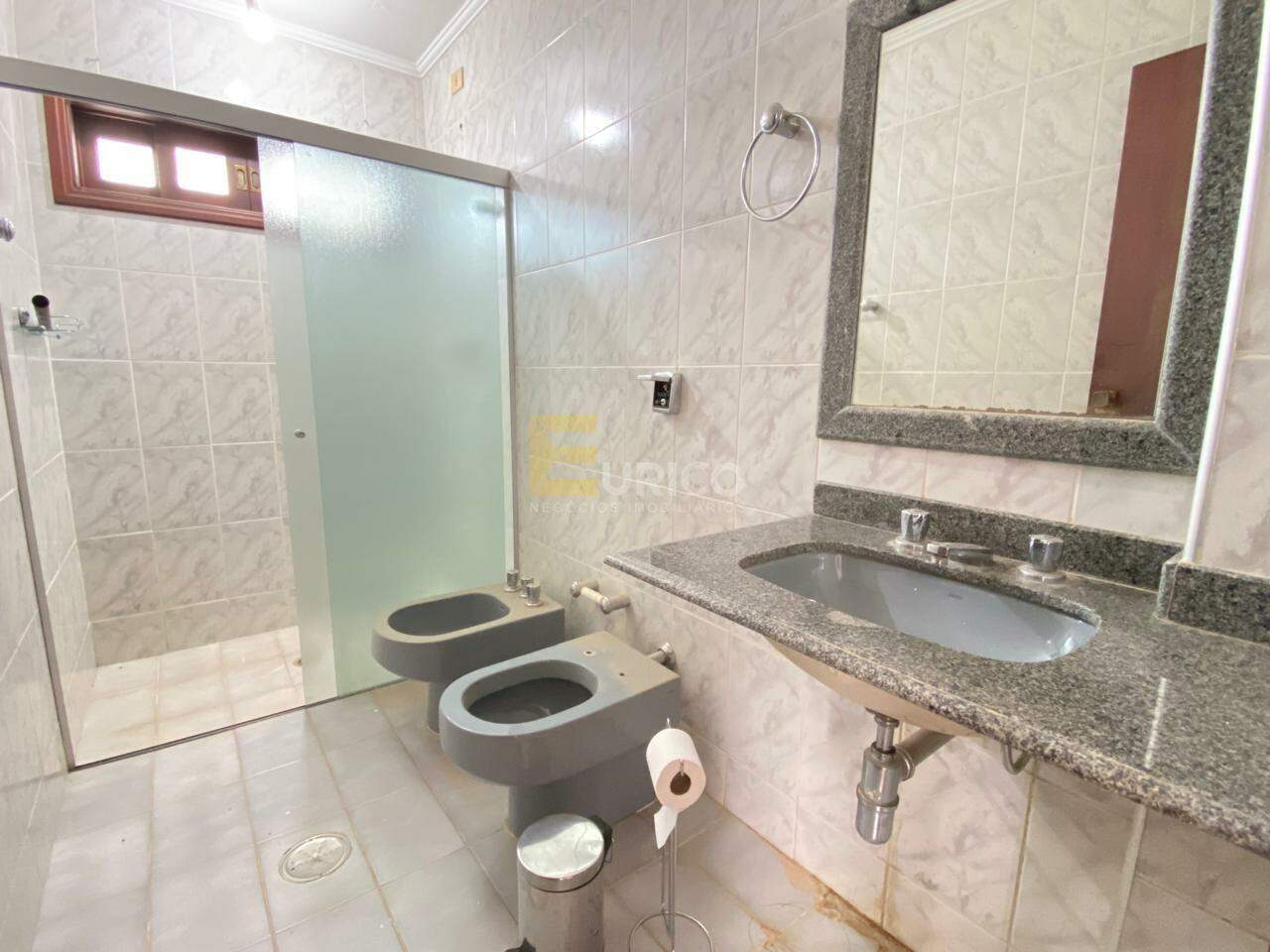 Casa em condomínio para aluguel no Condomínio Vista Alegre - Sede em Vinhedo/SP: BANHEIRO SOCIAL