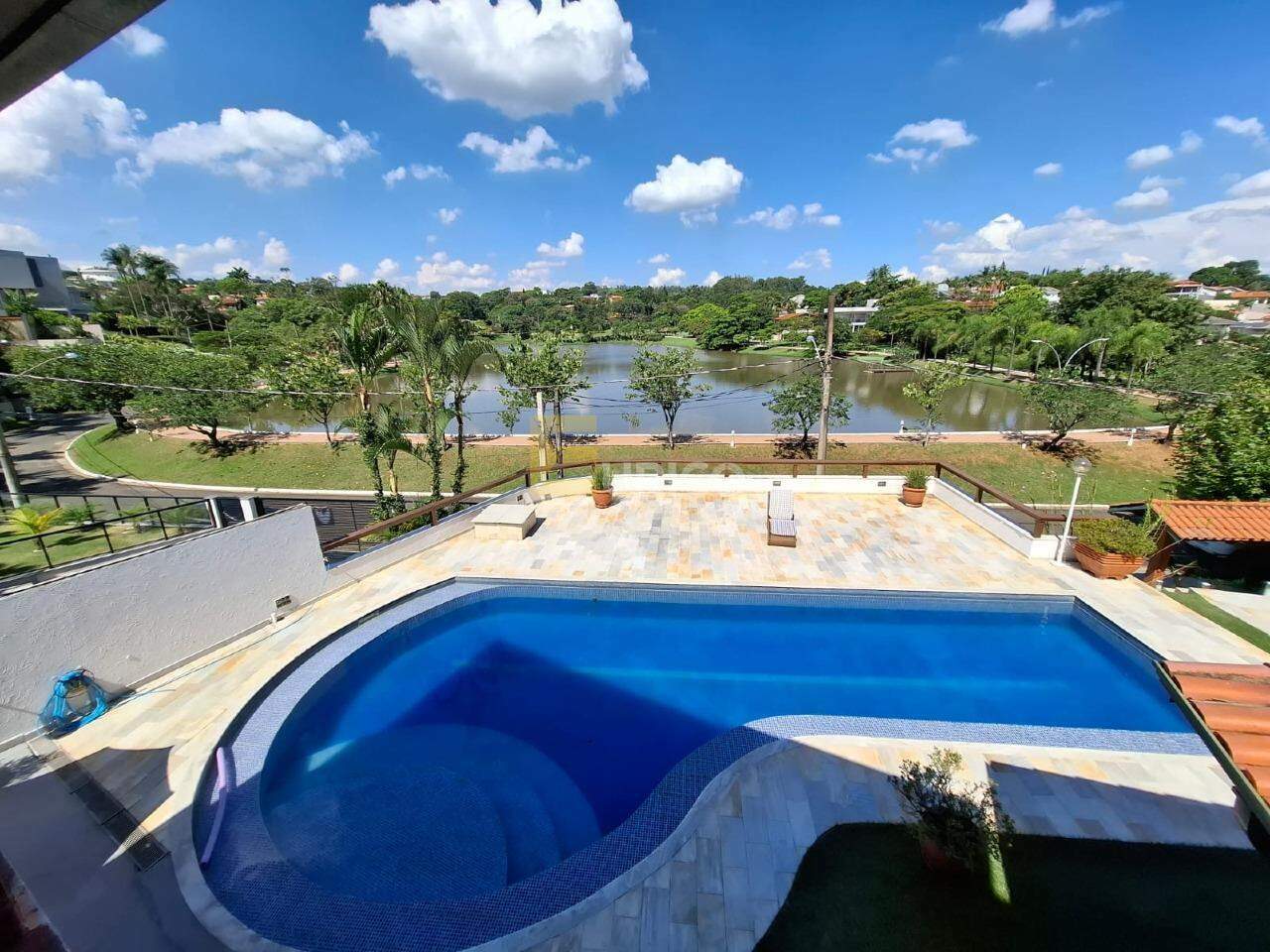 Casa em condomínio à venda no Condomínio Estância Marambaia em Vinhedo/SP: 