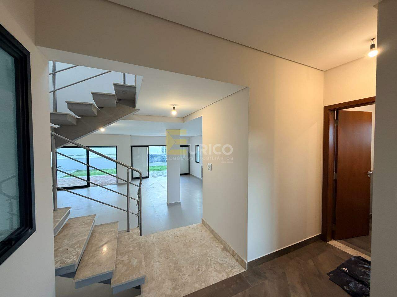 Casa em condomínio à venda no Condomínio Santa Isabel em Louveira/SP: