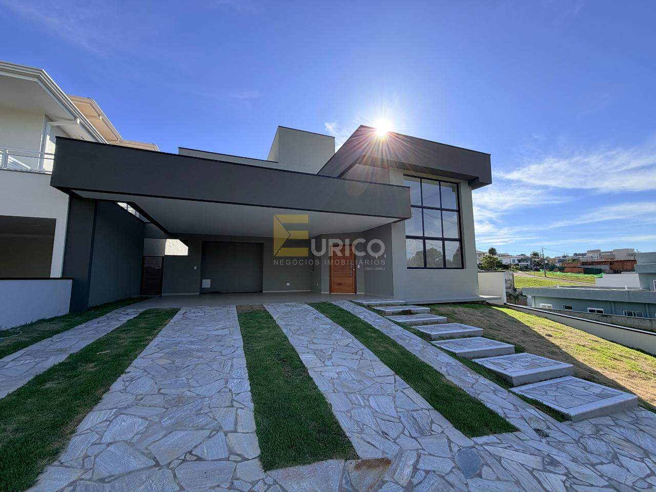 Casa em condomínio à venda no Condomínio Santa Isabel em Louveira/SP: 