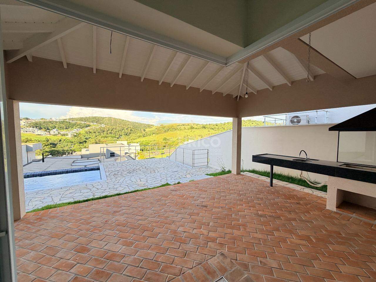 Casa em condomínio à venda no Condomínio Santa Isabel em Louveira/SP: 