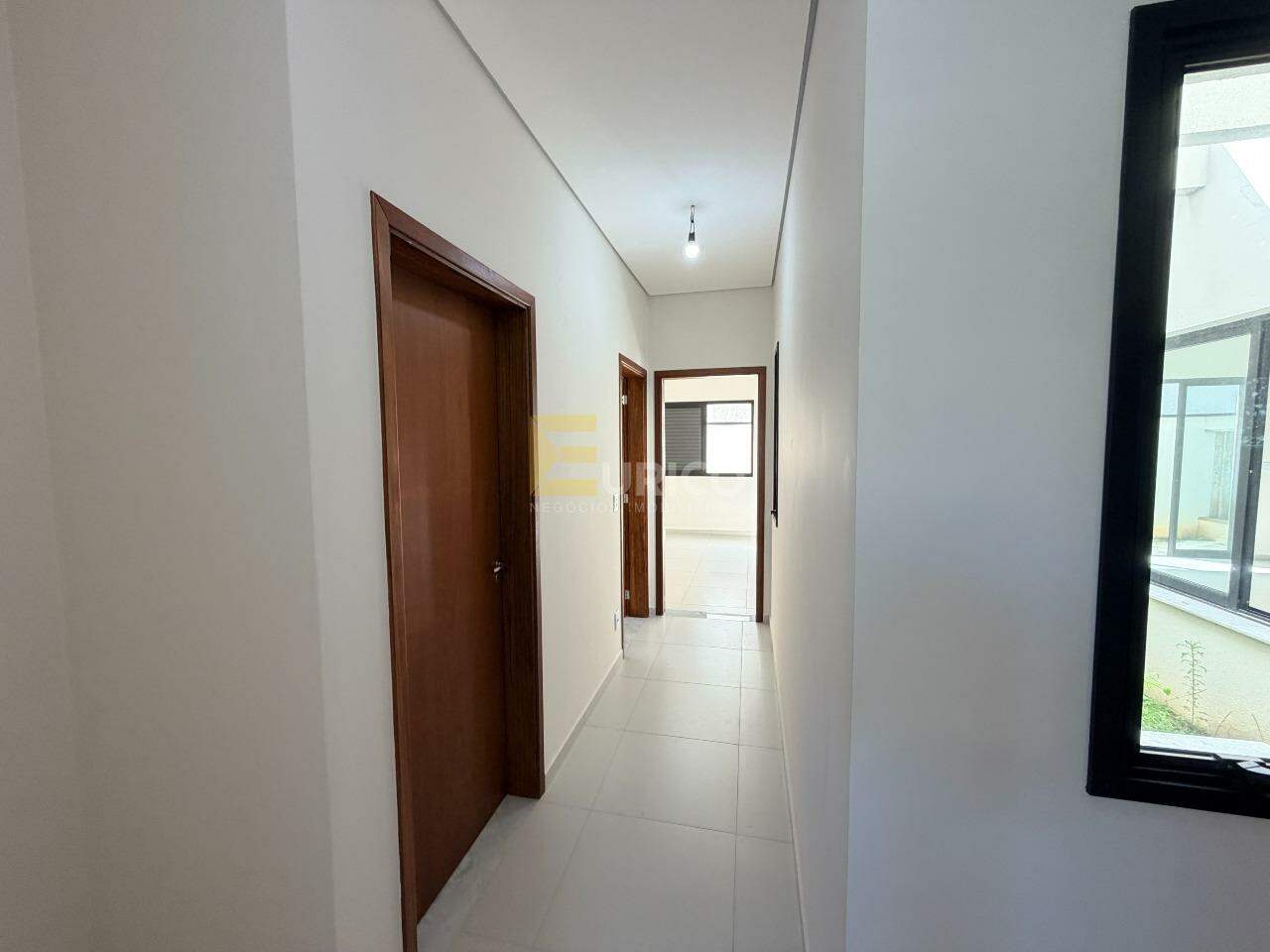 Casa em condomínio à venda no Condomínio Santa Isabel em Louveira/SP: 