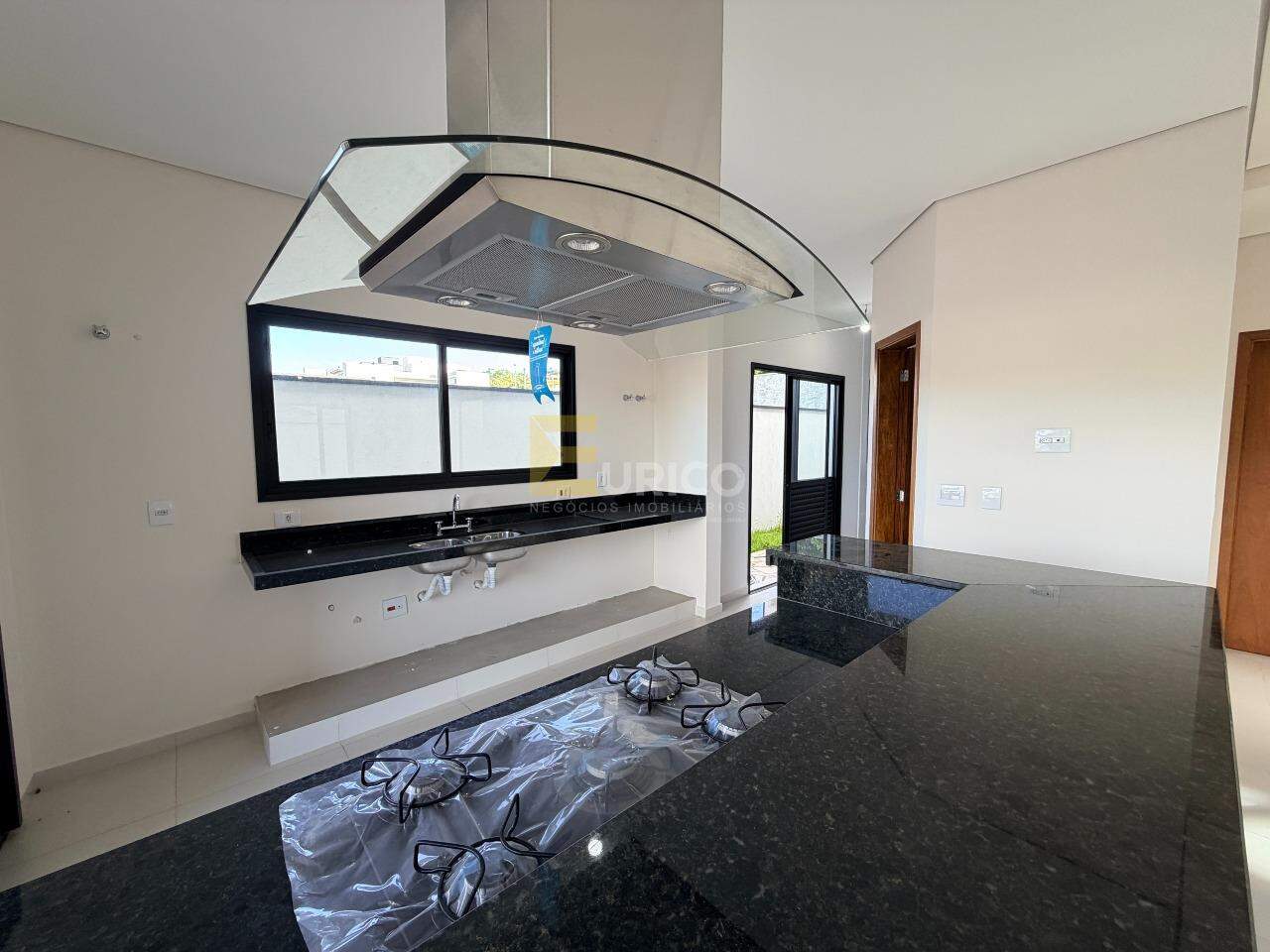 Casa em condomínio à venda no Condomínio Santa Isabel em Louveira/SP: 