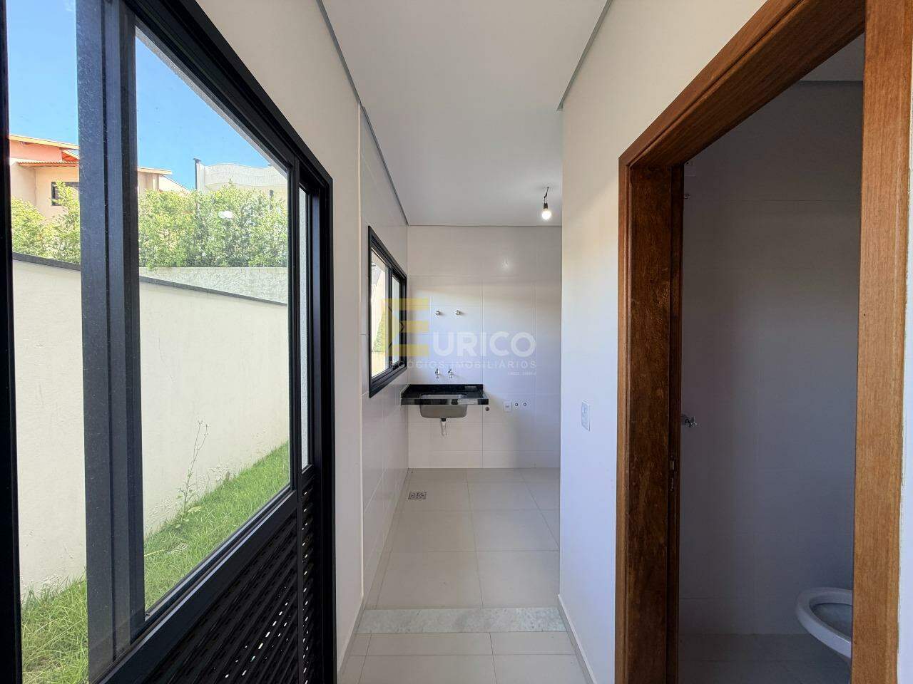 Casa em condomínio à venda no Condomínio Santa Isabel em Louveira/SP: 