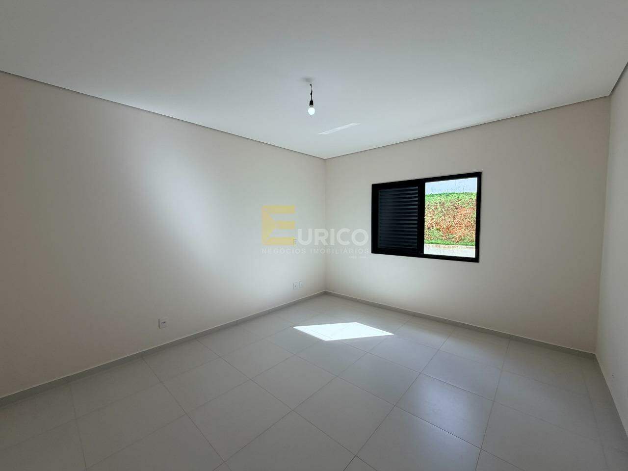 Casa em condomínio à venda no Condomínio Santa Isabel em Louveira/SP: 