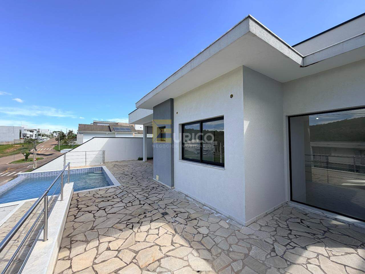 Casa em condomínio à venda no Condomínio Santa Isabel em Louveira/SP: 