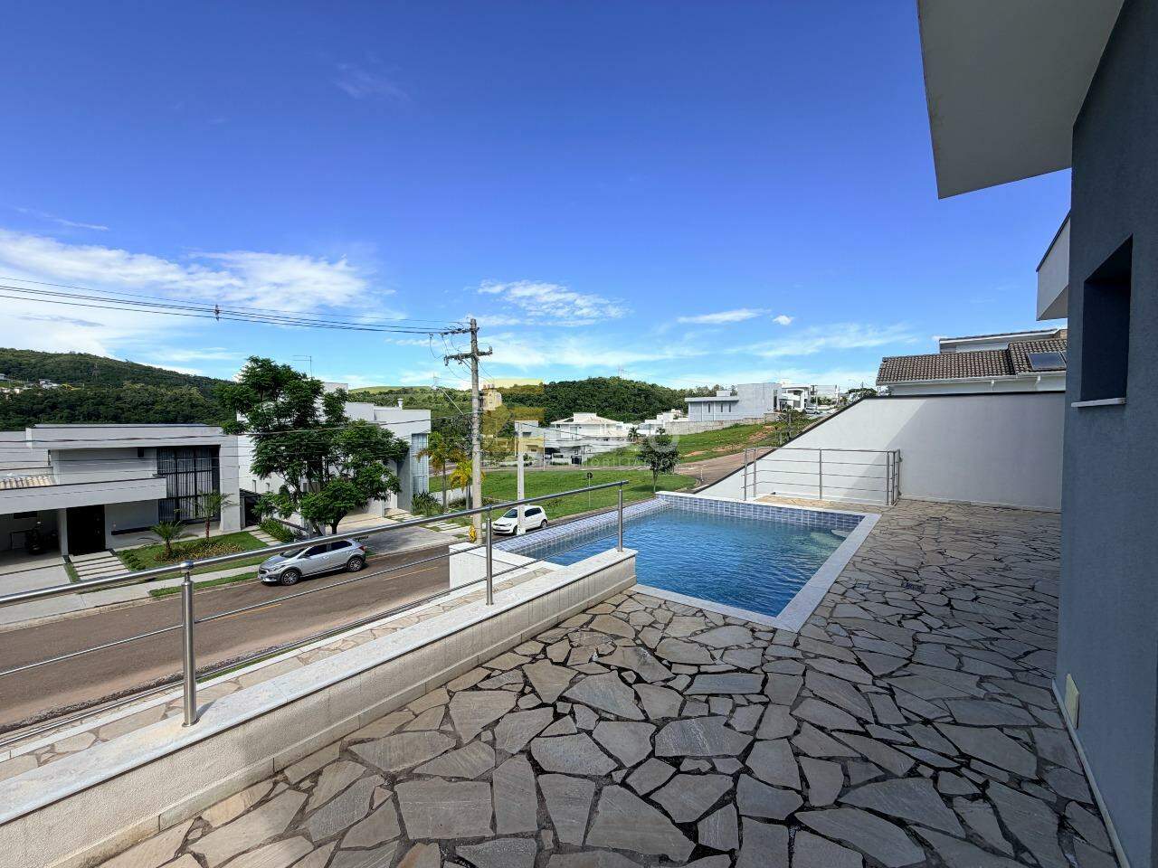 Casa em condomínio à venda no Condomínio Santa Isabel em Louveira/SP: 