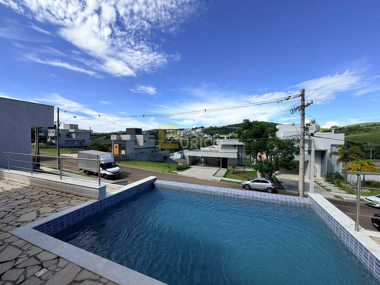 Casa em condomínio à venda no Condomínio Santa Isabel em Louveira/SP: 