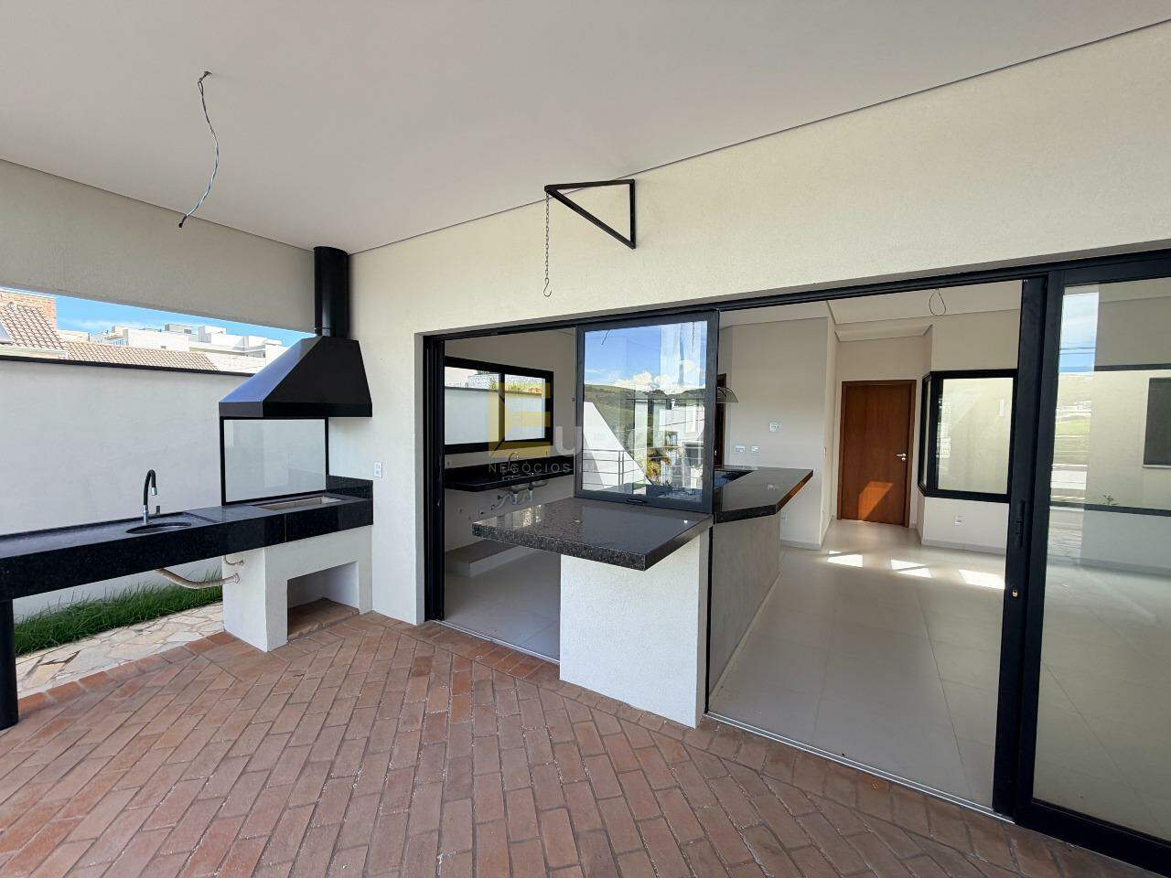 Casa em condomínio à venda no Condomínio Santa Isabel em Louveira/SP: 