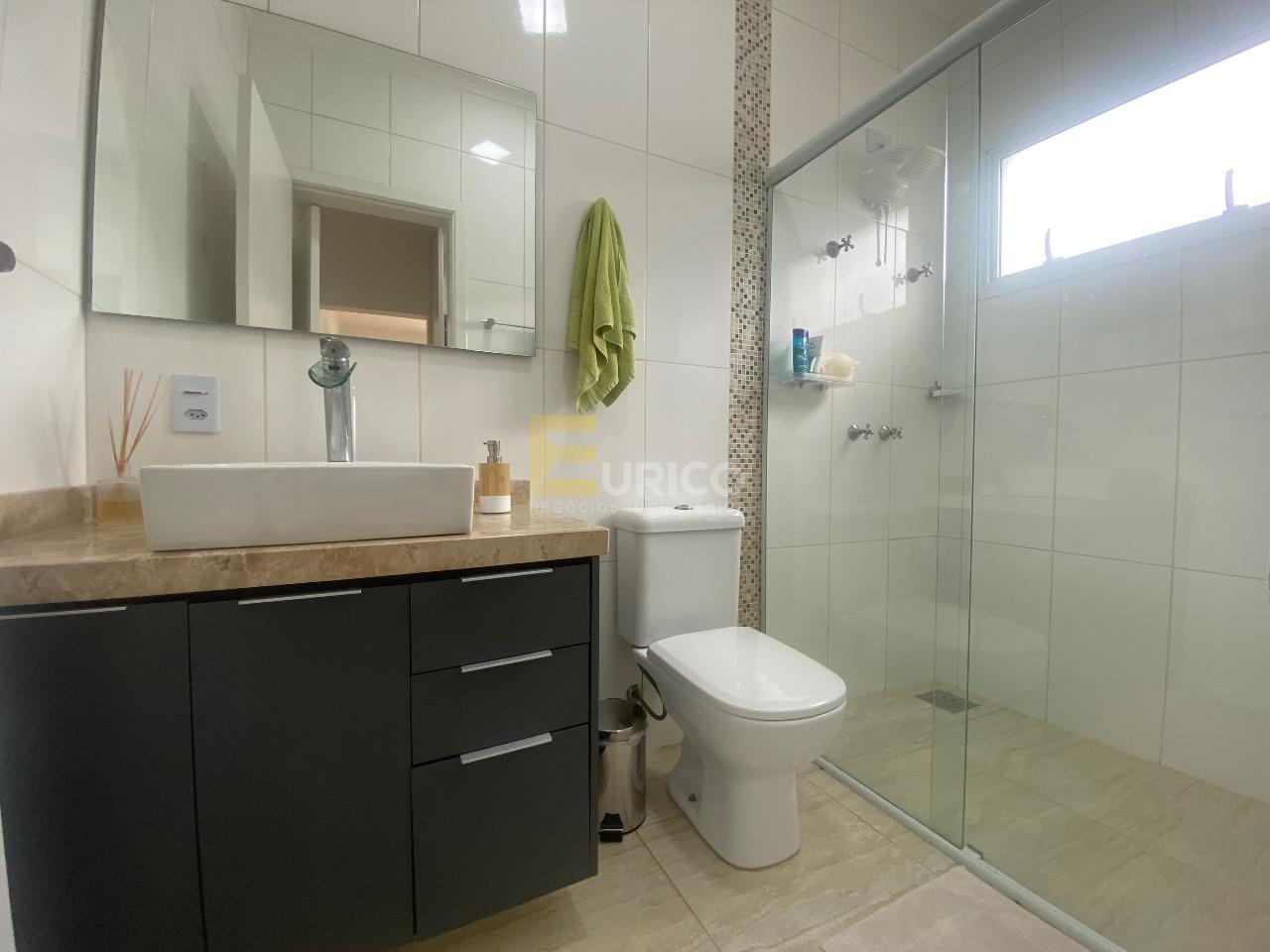 Casa em condomínio à venda no Condomínio Terras de São Francisco em Vinhedo/SP: 