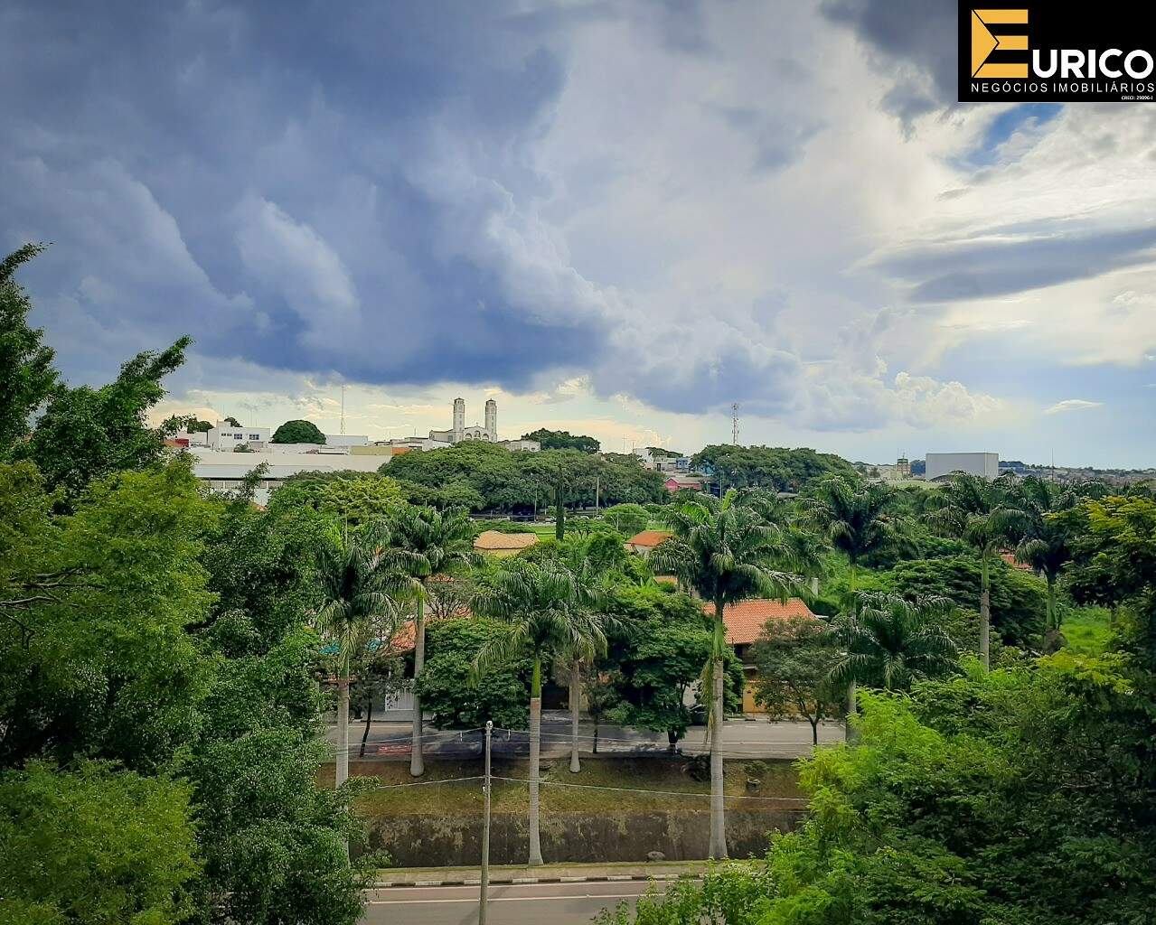 Casa em condomínio à venda no Condomínio Jardim Paulista I em Vinhedo/SP: Foto 03