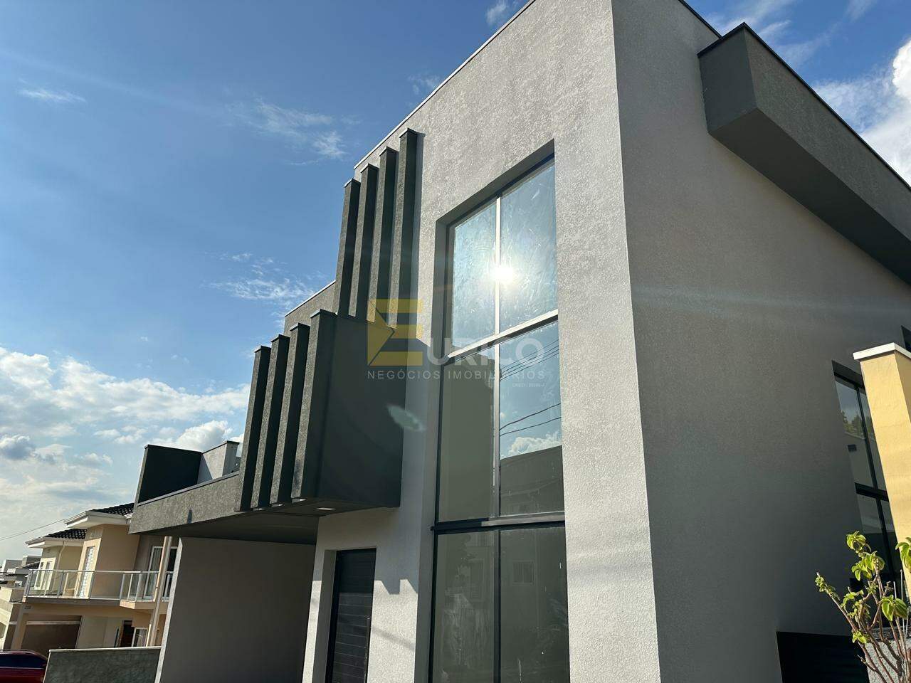 Casa em condomínio à venda no Condomínio Portal do Jequitibá em Valinhos/SP: 