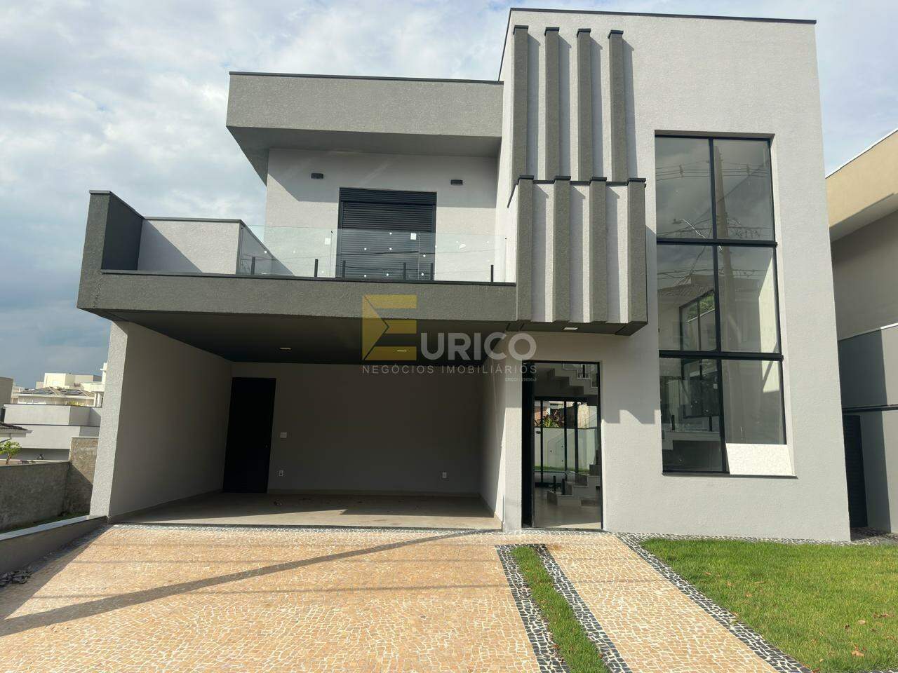 Casa em condomínio à venda no Condomínio Portal do Jequitibá em Valinhos/SP: 