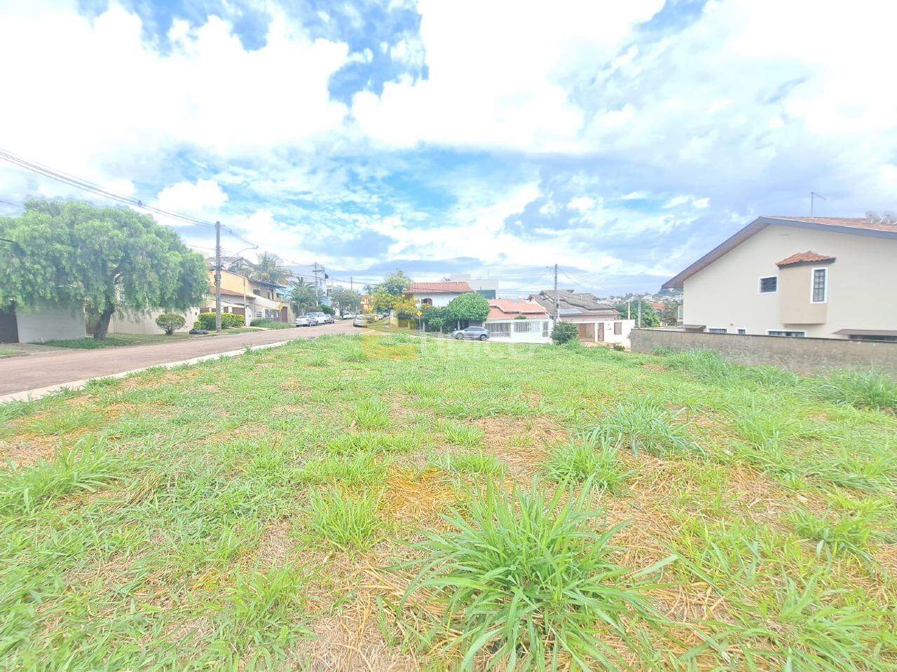 Terreno à venda no Parque Nova Suíça em Valinhos/SP: 