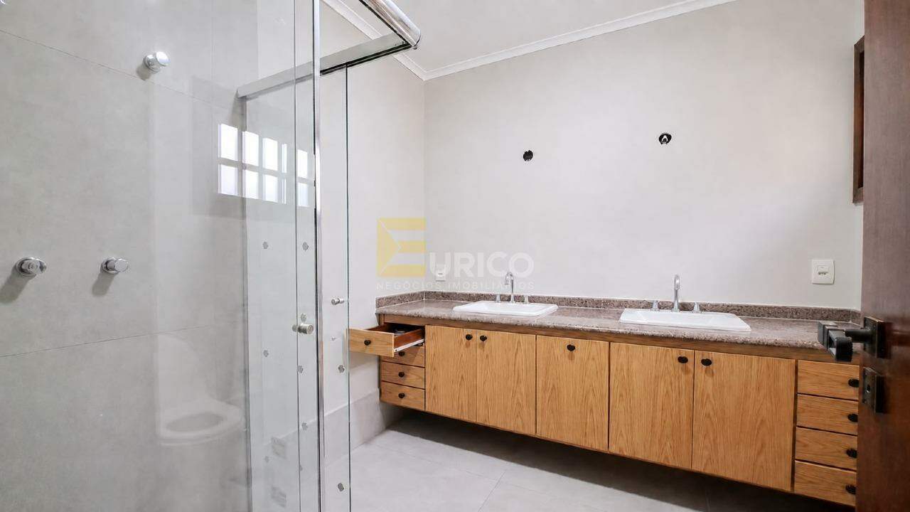 Casa em condomínio à venda no Condomínio Village Sans Souci em Valinhos/SP: