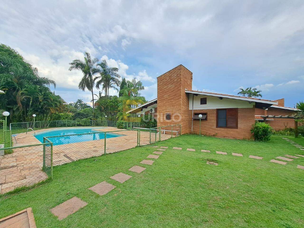 Casa em condomínio à venda no Condomínio Village Sans Souci em Valinhos/SP: 