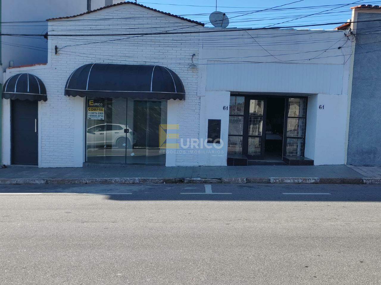 Casa à venda no Centro em Vinhedo/SP: Fachada salão e sala comercial 