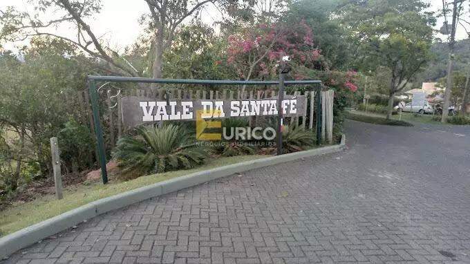 Terreno em Condomínio à venda no Condomínio Vale da Santa Fé em Vinhedo/SP: 