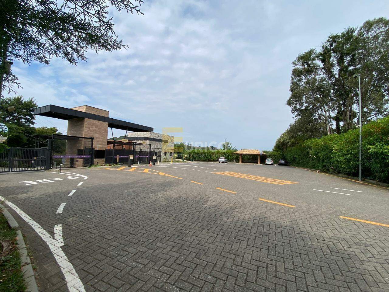 Terreno em Condomínio à venda no Condomínio Vale da Santa Fé em Vinhedo/SP: 