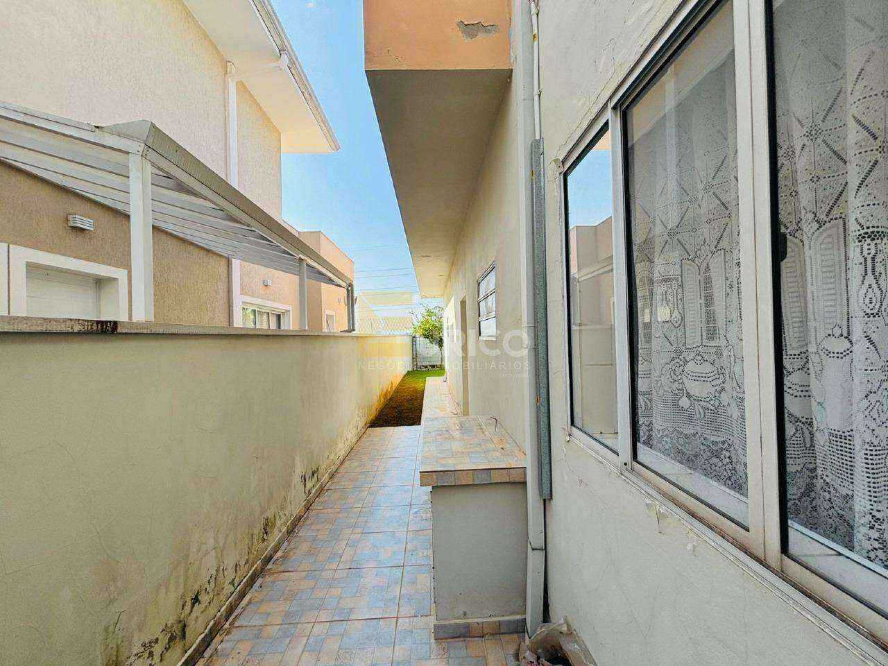 Casa em condomínio à venda no Condomínio Bosque dos Cambarás em Valinhos/SP: 