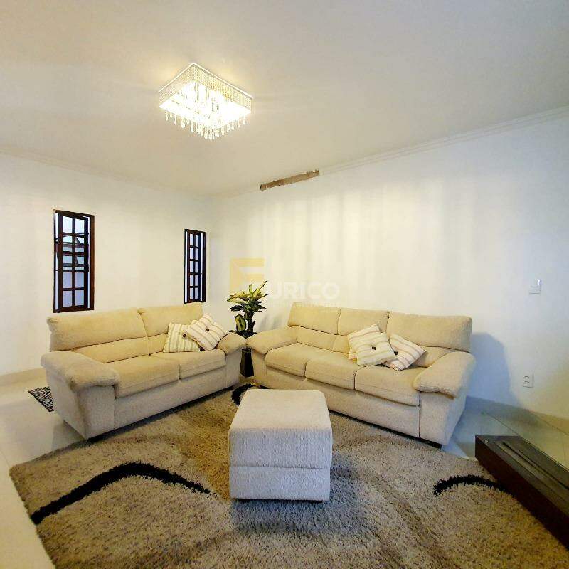 Casa à venda no SANTA MARINA em Valinhos/SP: 