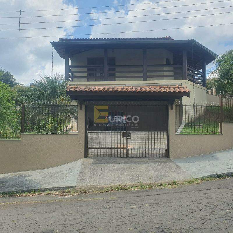 Casa à venda no Bosque das Arapongas em Serra Negra/SP: 