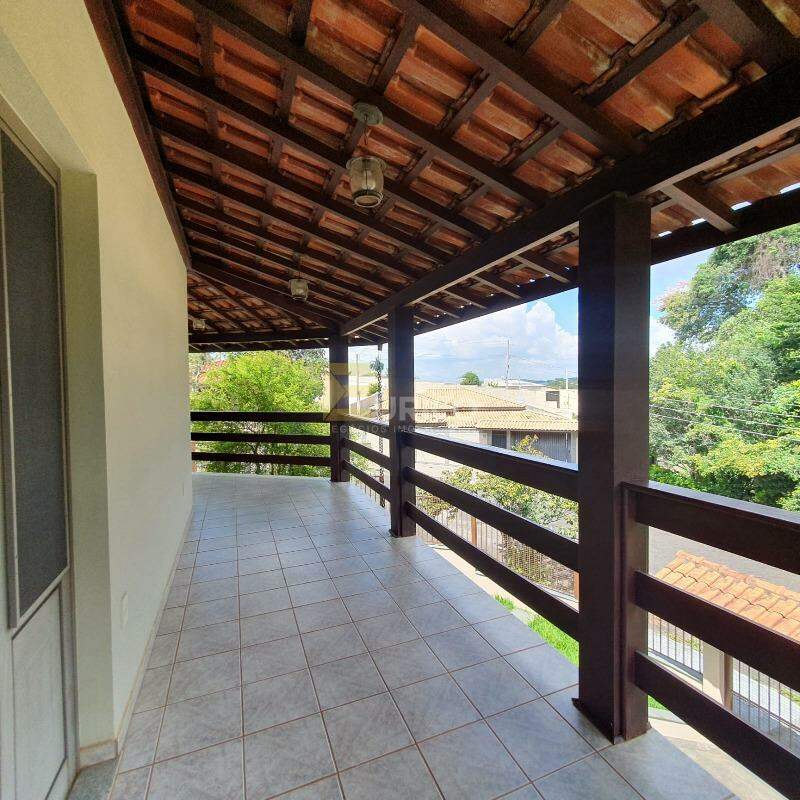 Casa à venda no Bosque das Arapongas em Serra Negra/SP: 