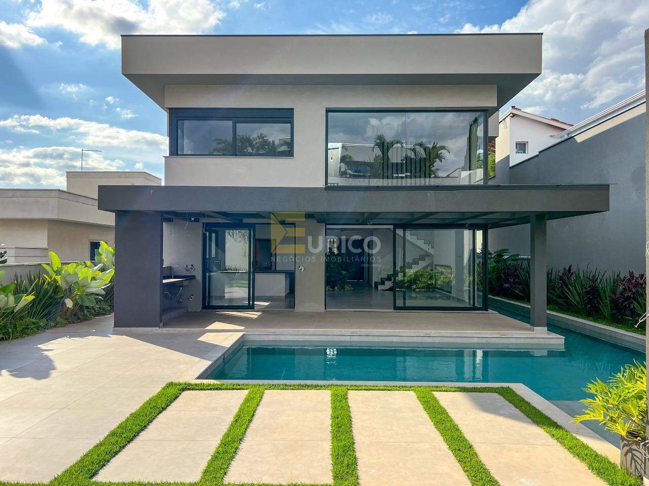 Casa em condomínio à venda no Condomínio Terras de Vinhedo em Vinhedo/SP: 