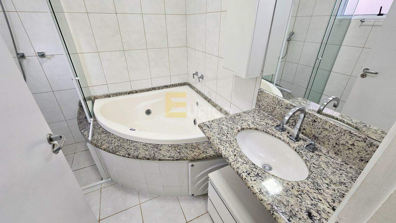 Casa em condomínio para aluguel no Condomínio Terras de São Francisco em Vinhedo/SP: