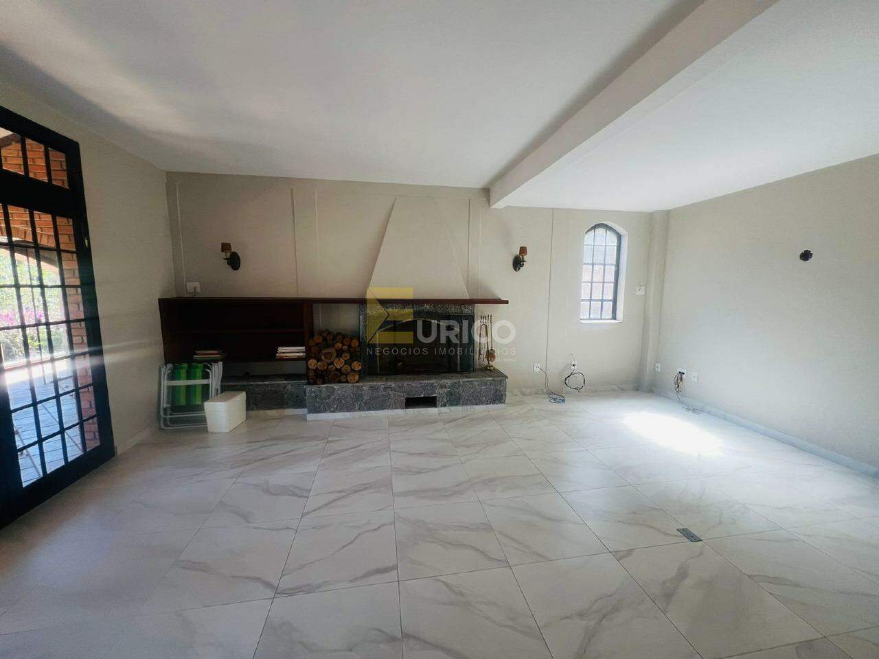 Casa em condomínio à venda no Condomínio Estância Marambaia em Vinhedo/SP: 