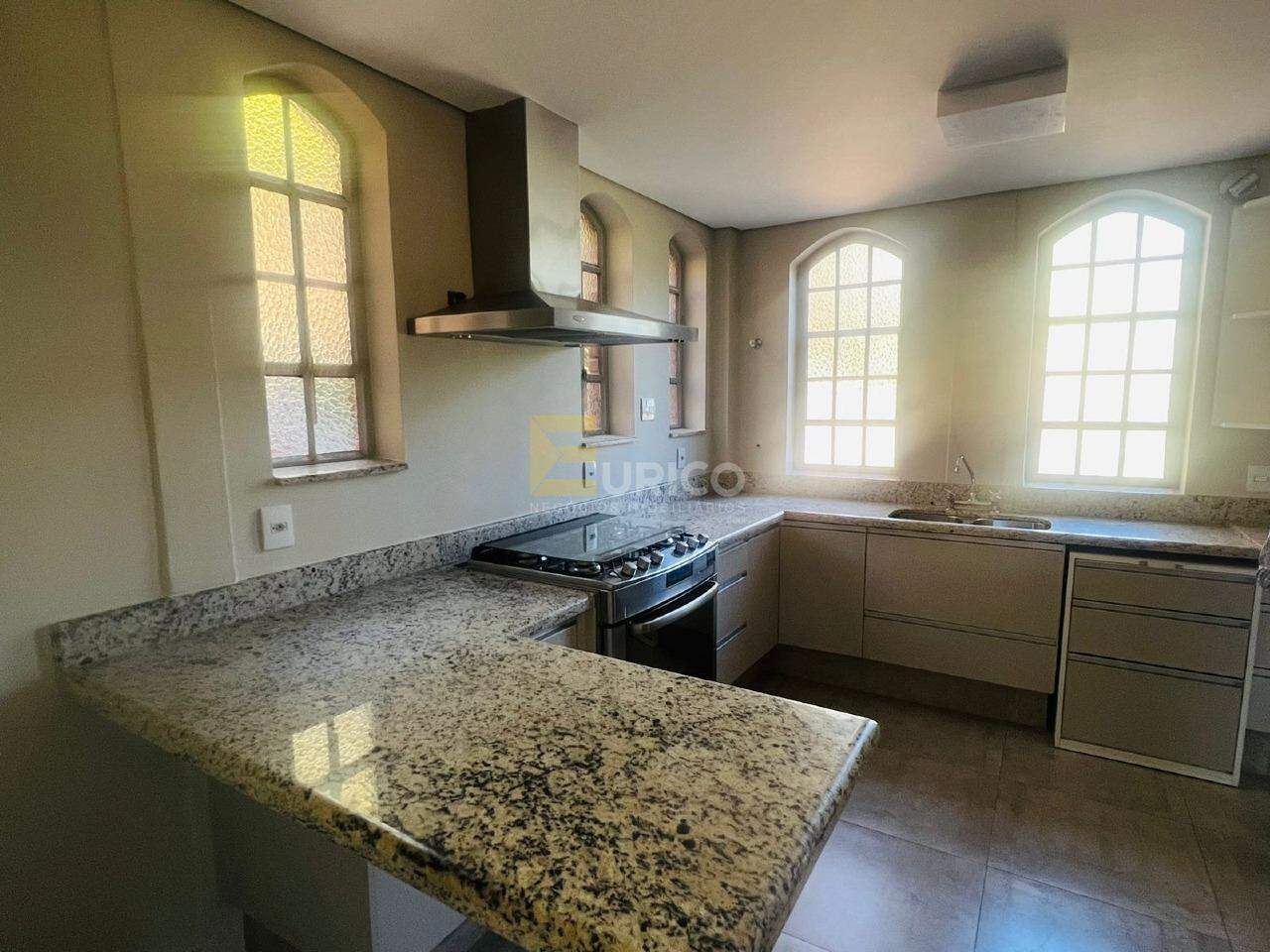 Casa em condomínio à venda no Condomínio Estância Marambaia em Vinhedo/SP: 