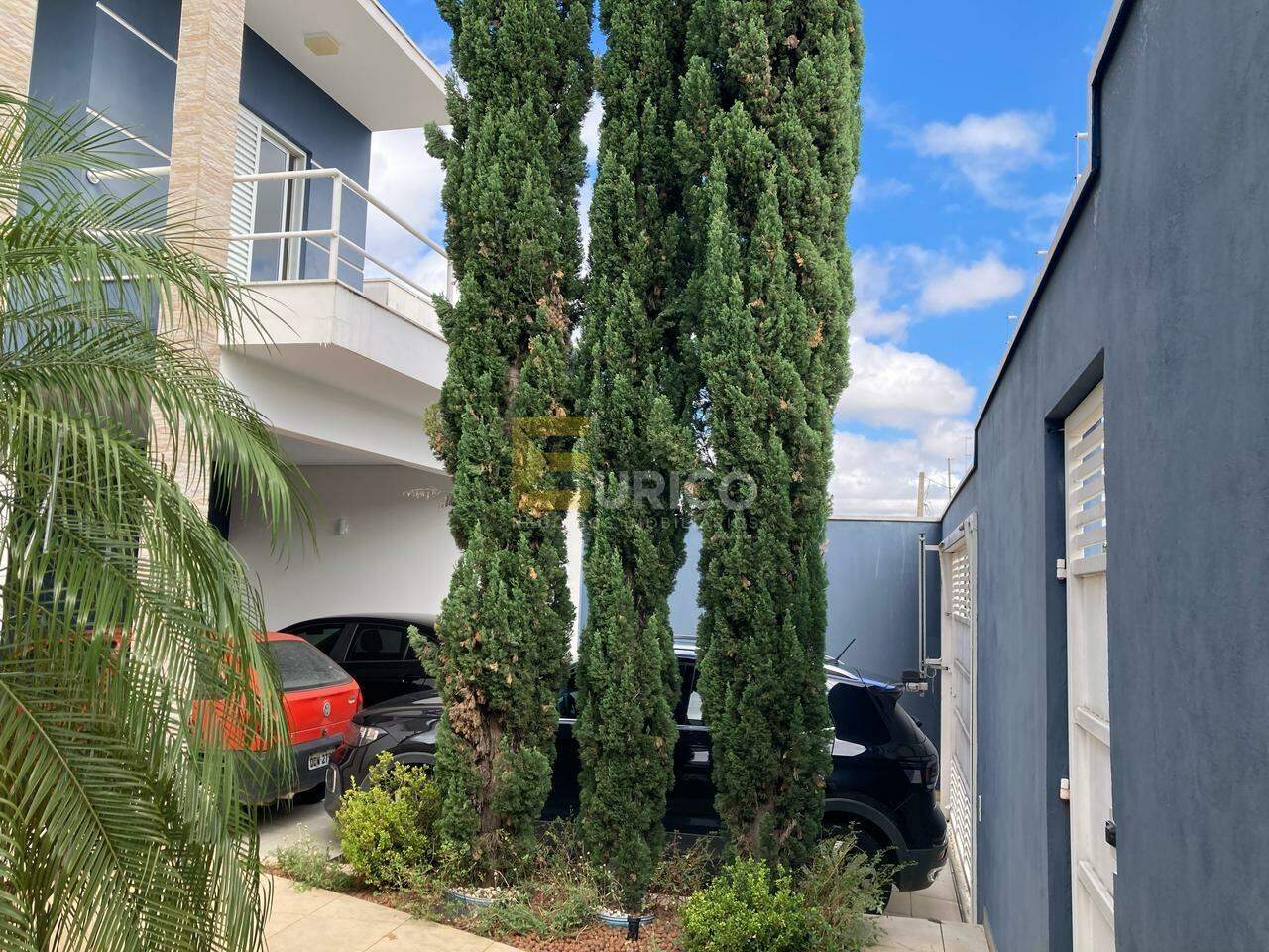 Casa à venda no JARDIM SANTA HELENA em Valinhos/SP: 