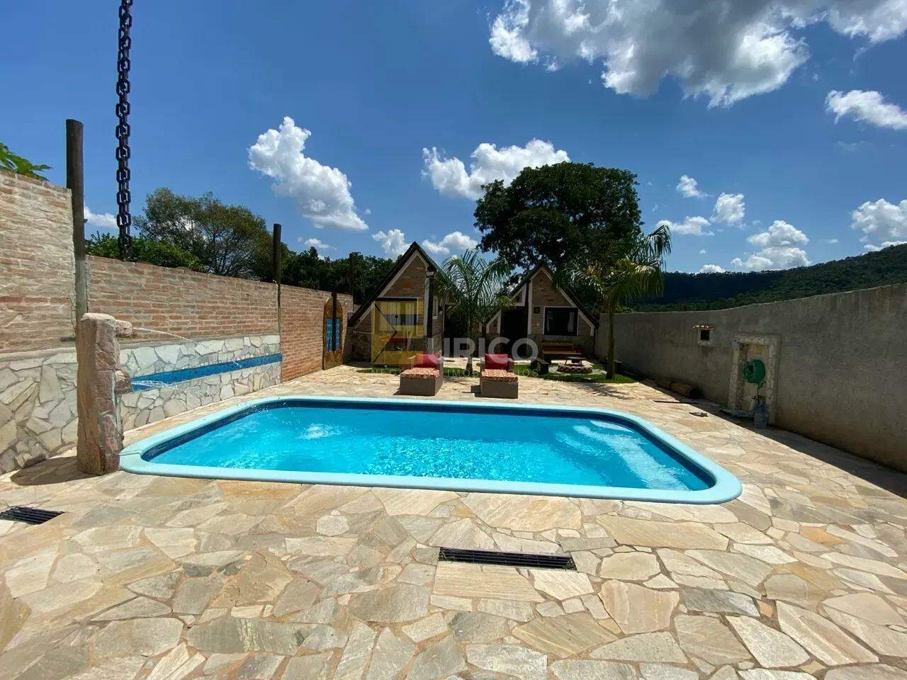 Chácara à venda no Estância Caioçara em Jarinu/SP: 