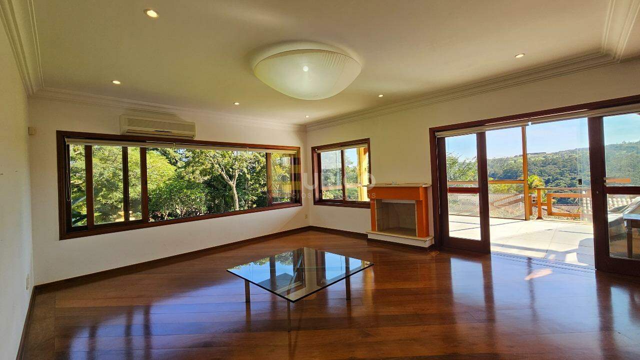 Casa em condomínio à venda no Condomínio Chácaras do Lago em Vinhedo/SP: 