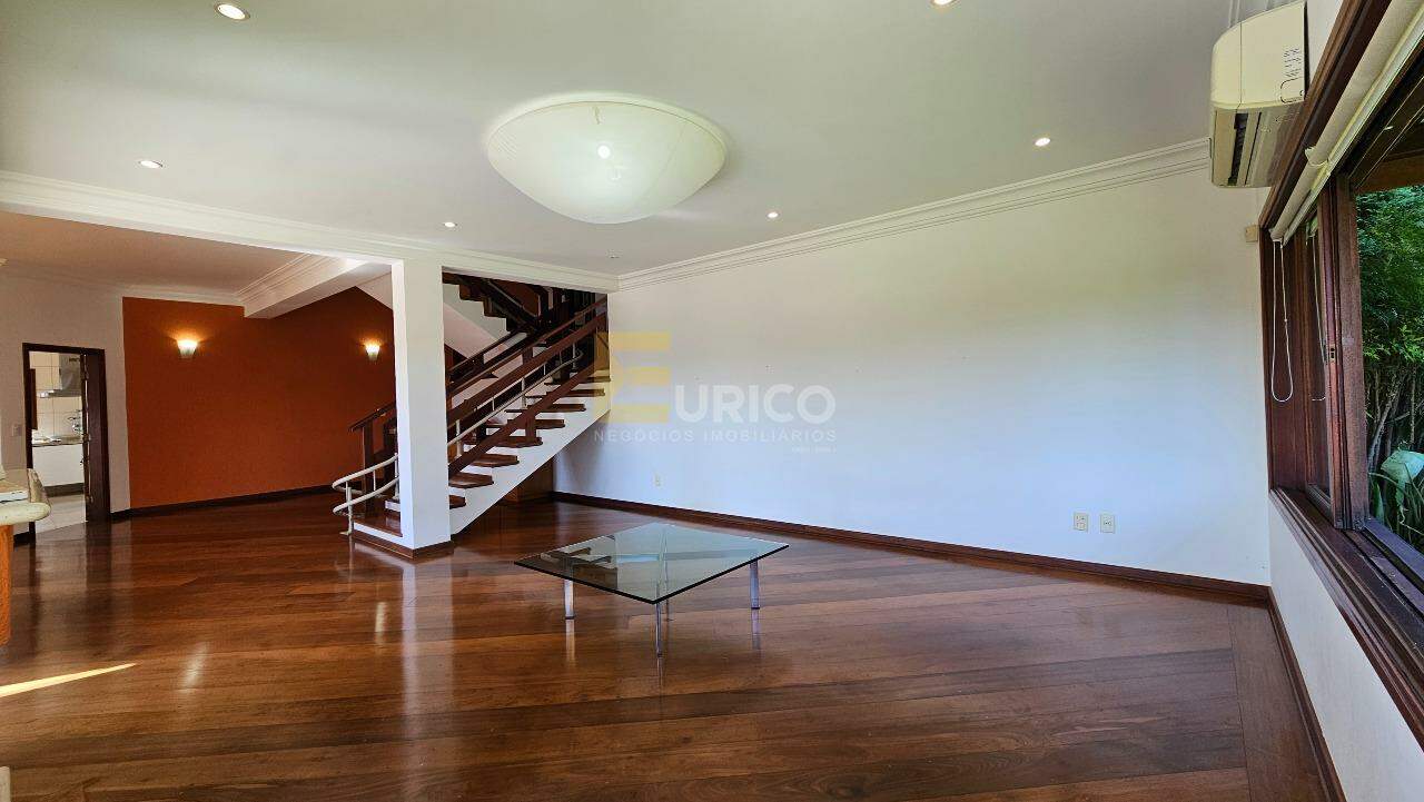 Casa em condomínio à venda no Condomínio Chácaras do Lago em Vinhedo/SP: 