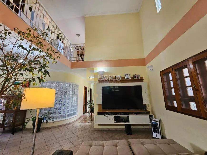 Casa em condomínio à venda no Bosque em Vinhedo/SP: 