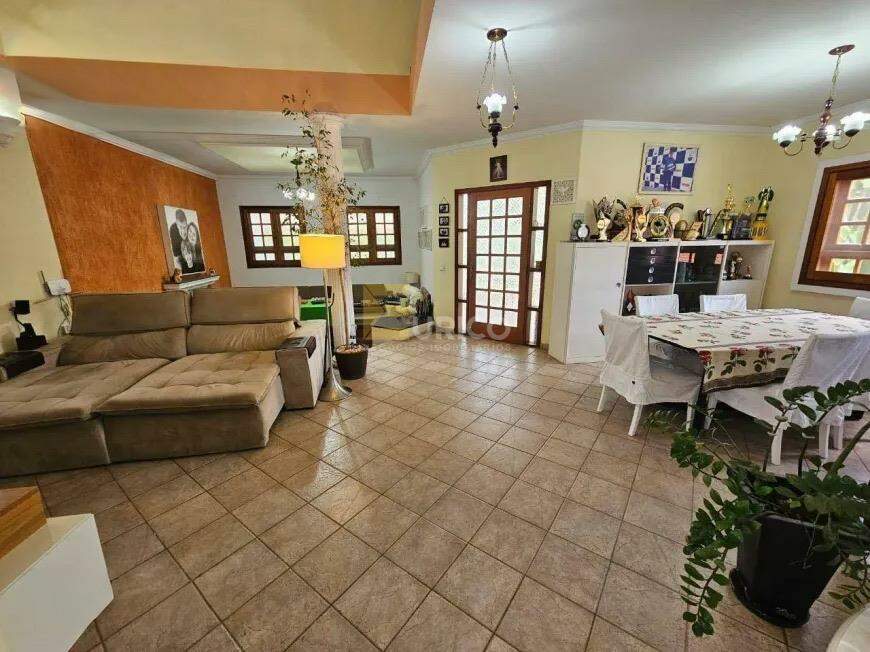 Casa em condomínio à venda no Bosque em Vinhedo/SP: 