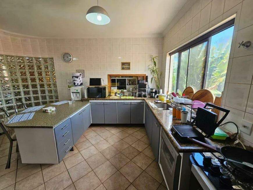 Casa em condomínio à venda no Bosque em Vinhedo/SP: 