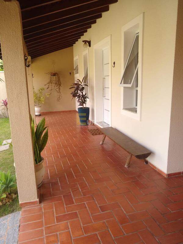 Casa em condomínio à venda no Condomínio Grape Village em Vinhedo/SP: 