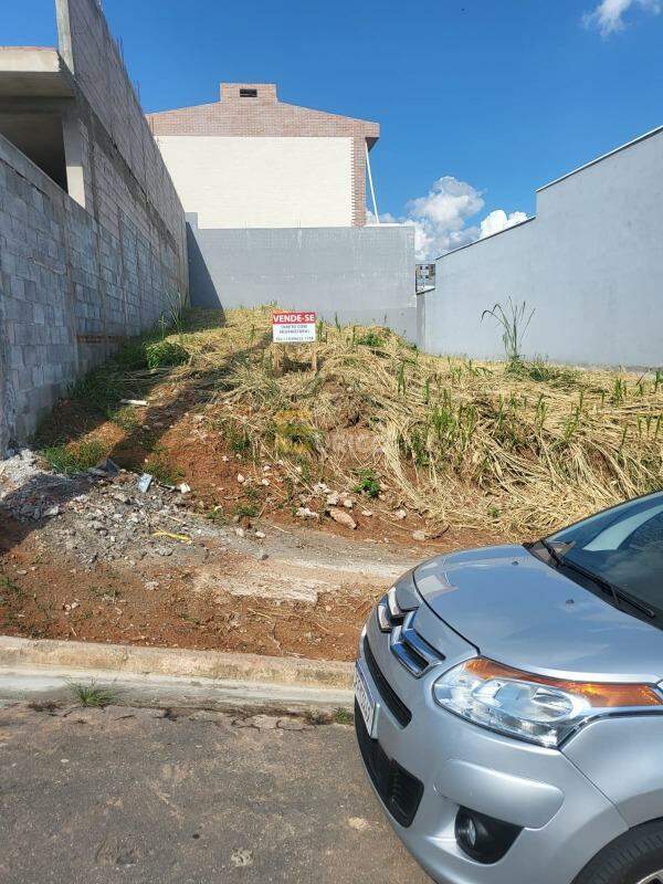 Terreno à venda no João XXIII em Vinhedo/SP: 