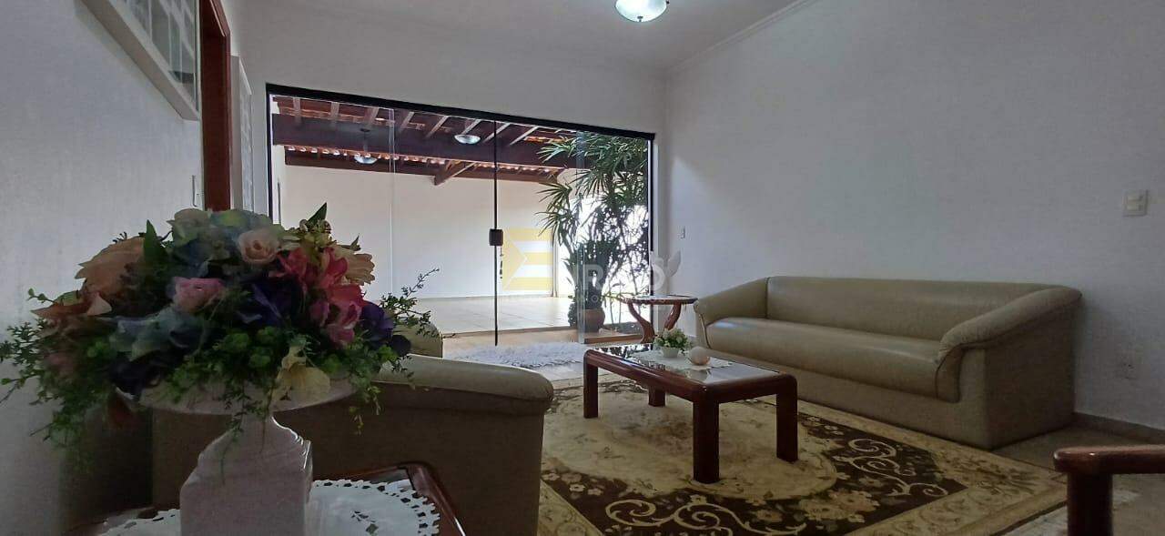 Casa em condomínio à venda no Condomínio Residencial Maison Blanche em Valinhos/SP: 