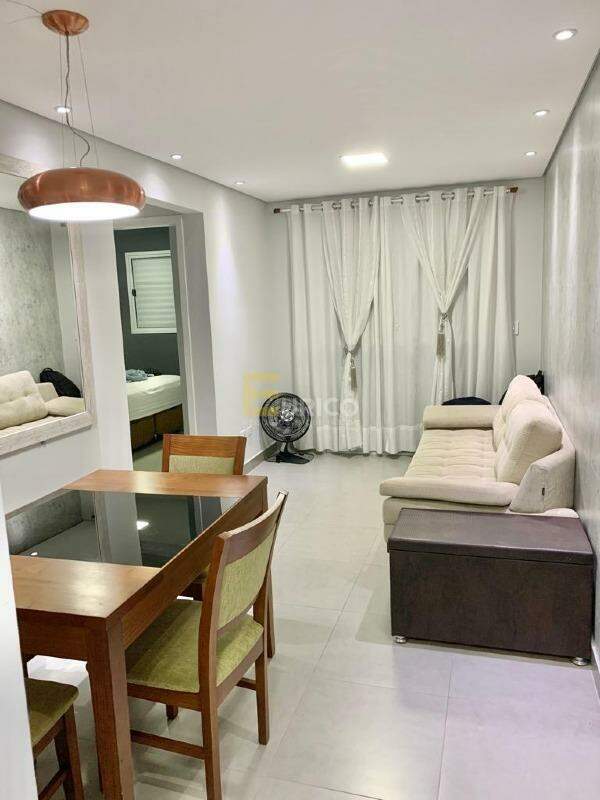 Apartamento à venda no Condomínio Edifício Residencial Vitória em Valinhos/SP: 