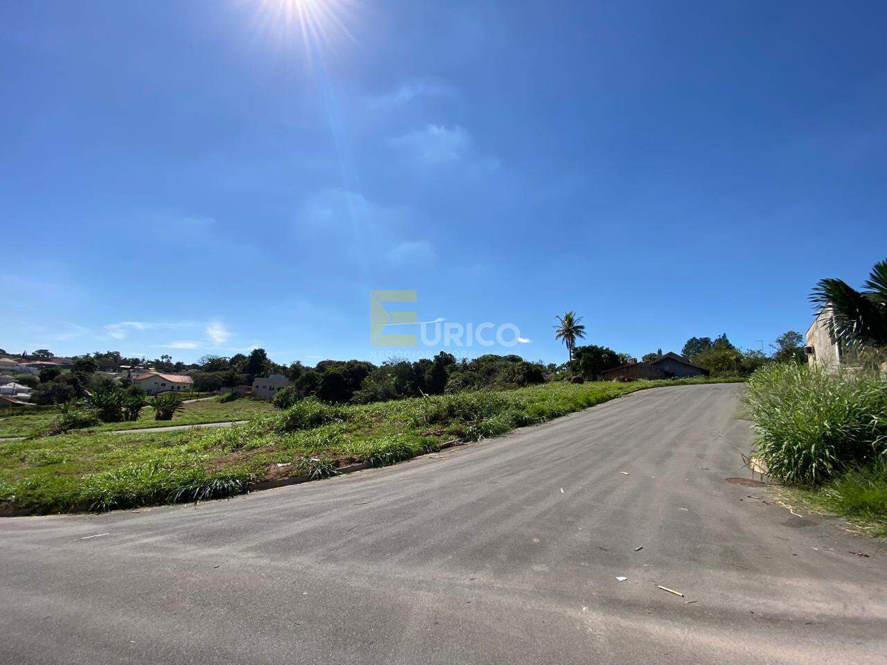Terreno à venda no Pinheirinho em Vinhedo/SP: 