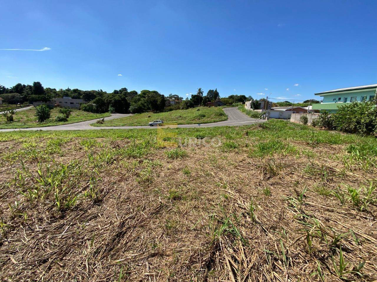 Terreno à venda no Pinheirinho em Vinhedo/SP: 