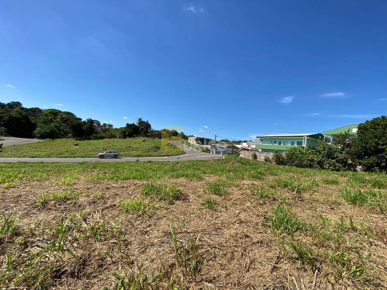 Terreno à venda no Pinheirinho em Vinhedo/SP: 